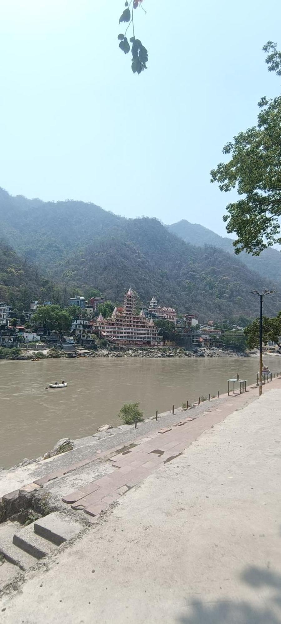 Blabla House Rishikesh Hostel Luaran gambar